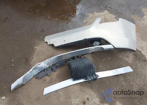 2010 Mercury Milan z USA, uszkodzony, nr VIN 3MEHM0HA4AR626218